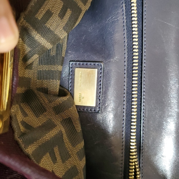 Fendi peekaboo large velvet limited $3000 - Picture 8 of 14